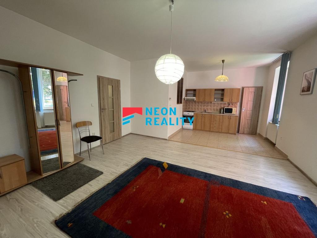 Pronájem bytu 1+kk 44 m2