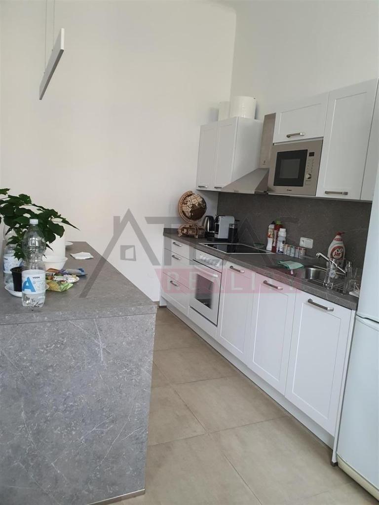 Pronájem bytu 2+kk 71 m2