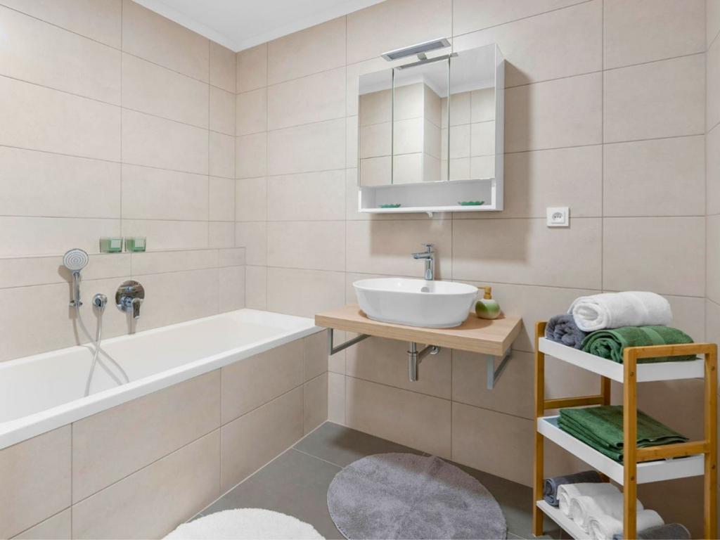 Pronájem bytu 2+kk 62 m2