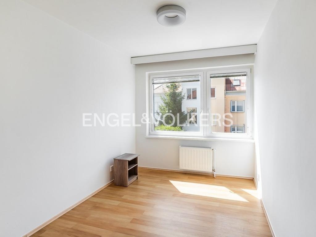 Pronájem bytu 4+kk 82 m2