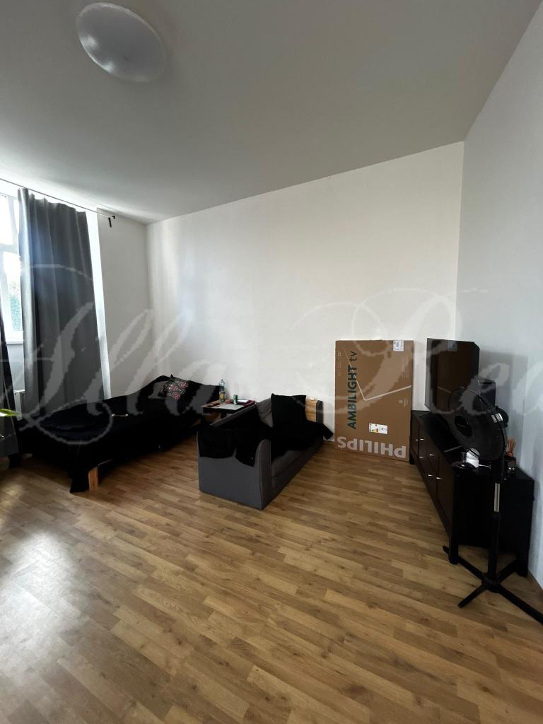 Listing 4