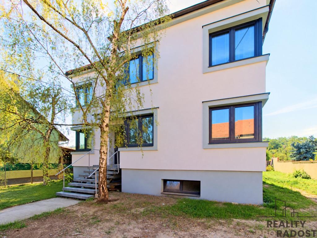 Pronájem bytu 1+1 53 m2