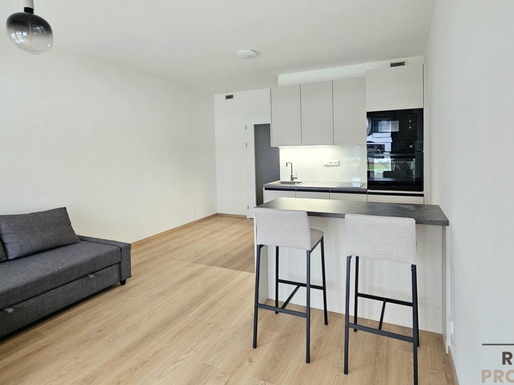 Pronájem bytu 1+kk 32 m2