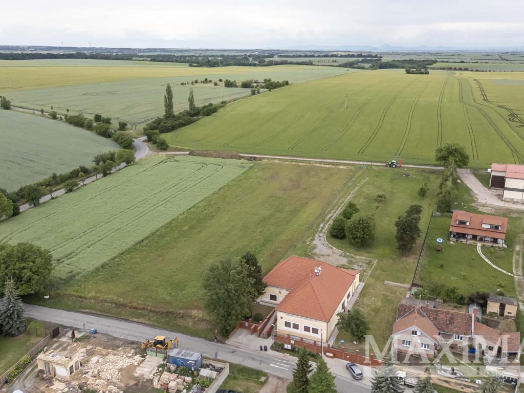 Prodej pozemku 1208 m2, Číčovice – náhled fotky 11
