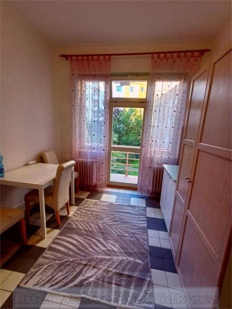 Pronájem bytu pokoj 28 m² - Ansicht 2