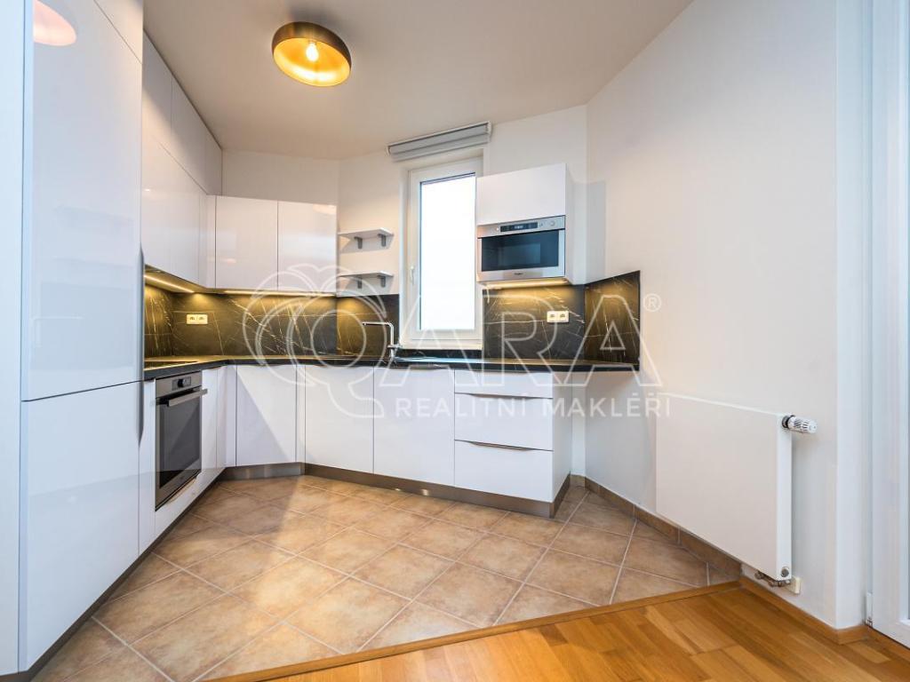 Pronájem bytu 3+kk 90 m2
