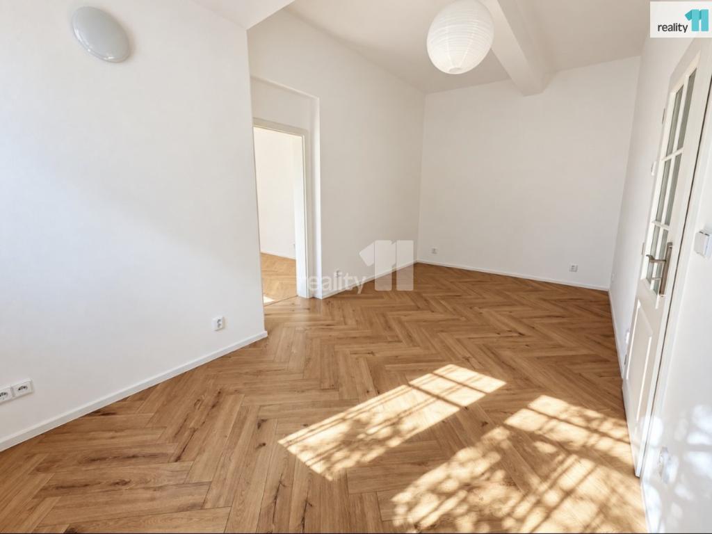 Pronájem bytu 2+1 64 m2