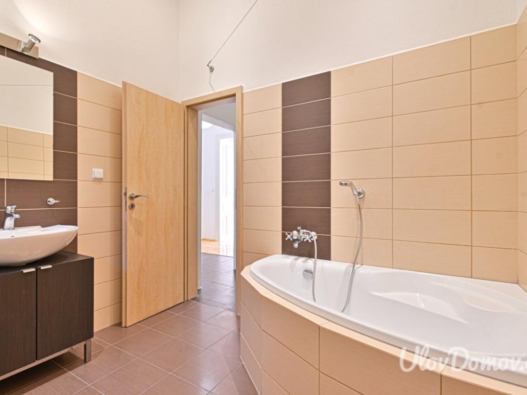 Prodej bytu 2+1 72 m2