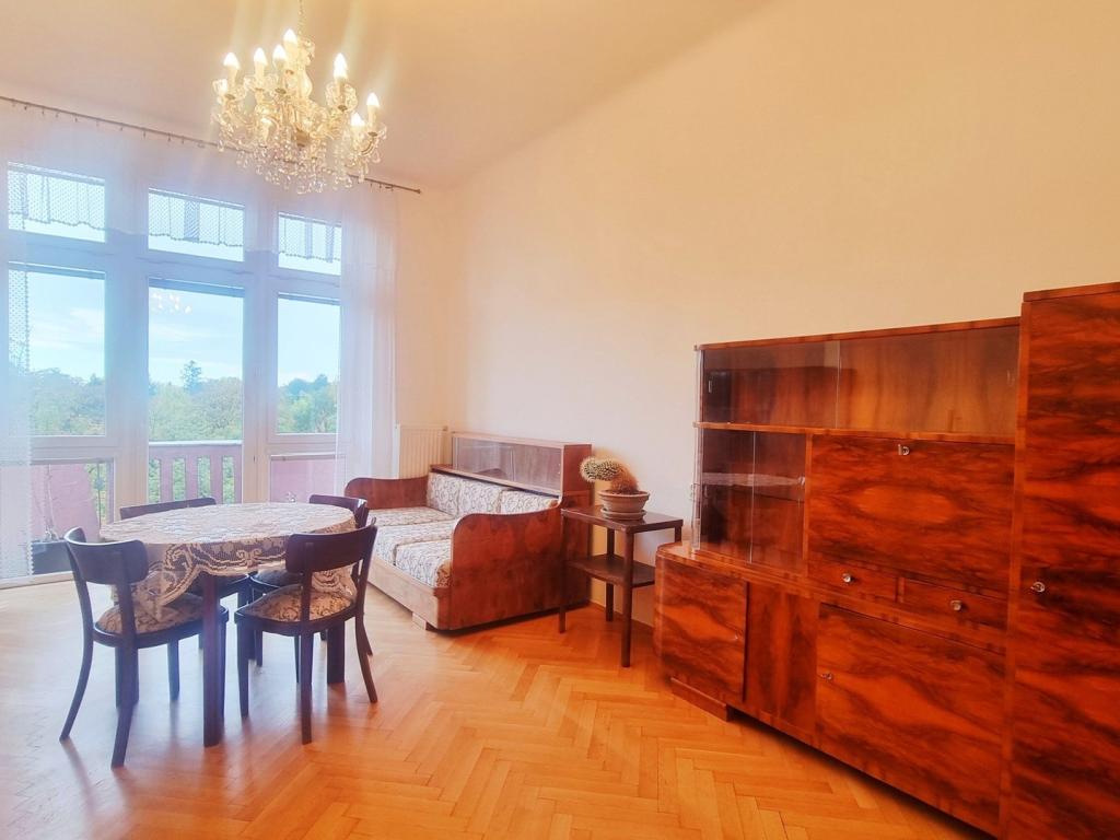 2-bed apartment, 98 m²