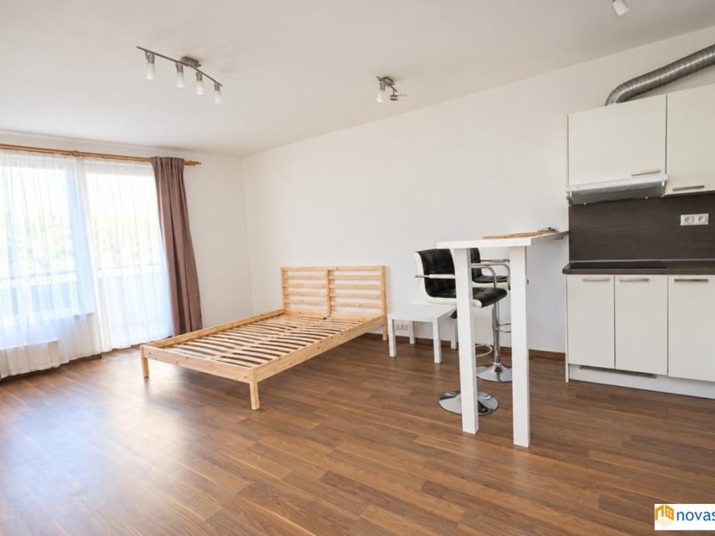 Pronájem bytu 1+kk 37 m2