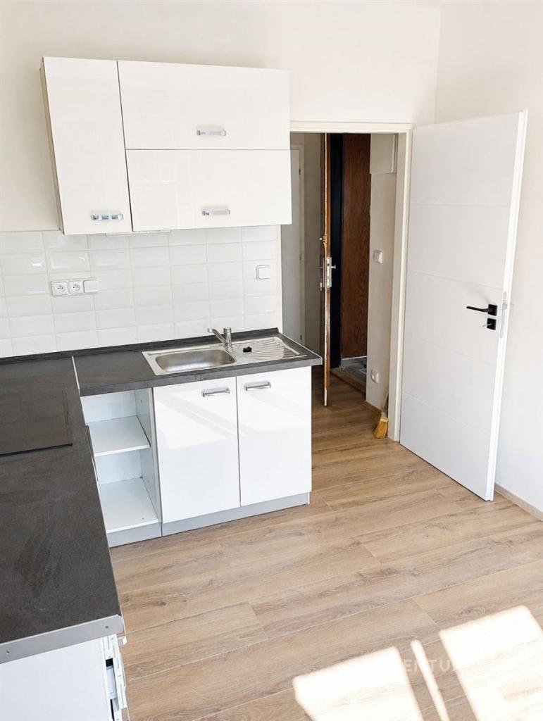 Pronájem bytu 2+kk 40 m2