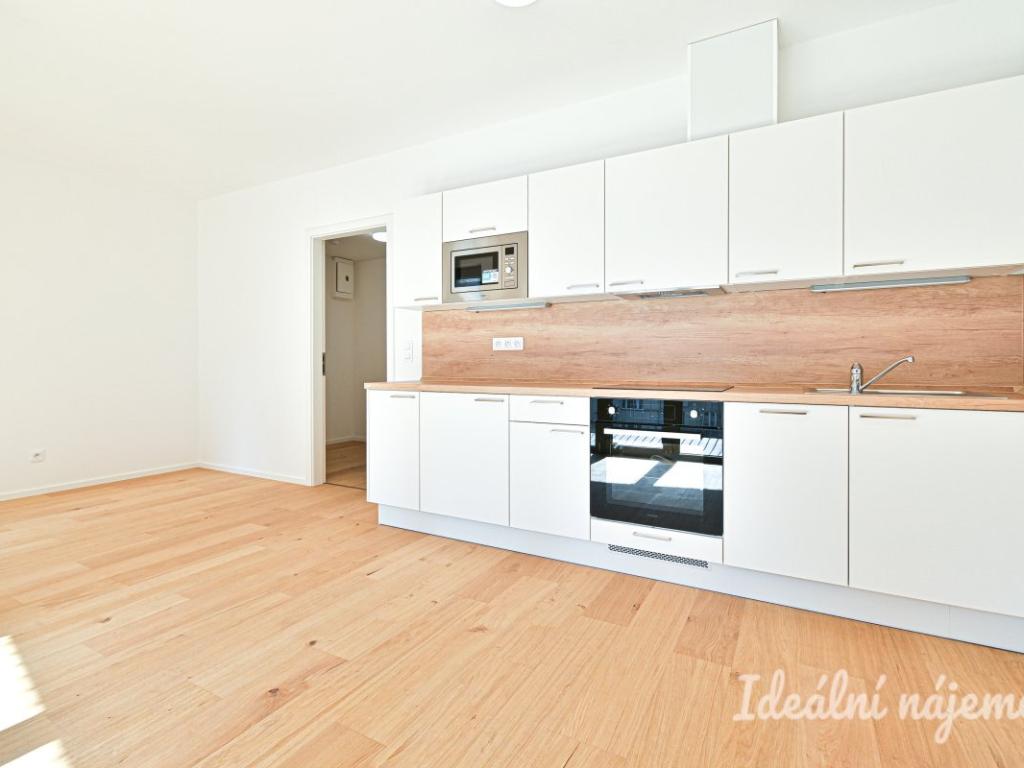 Pronájem bytu 1+kk 34 m2