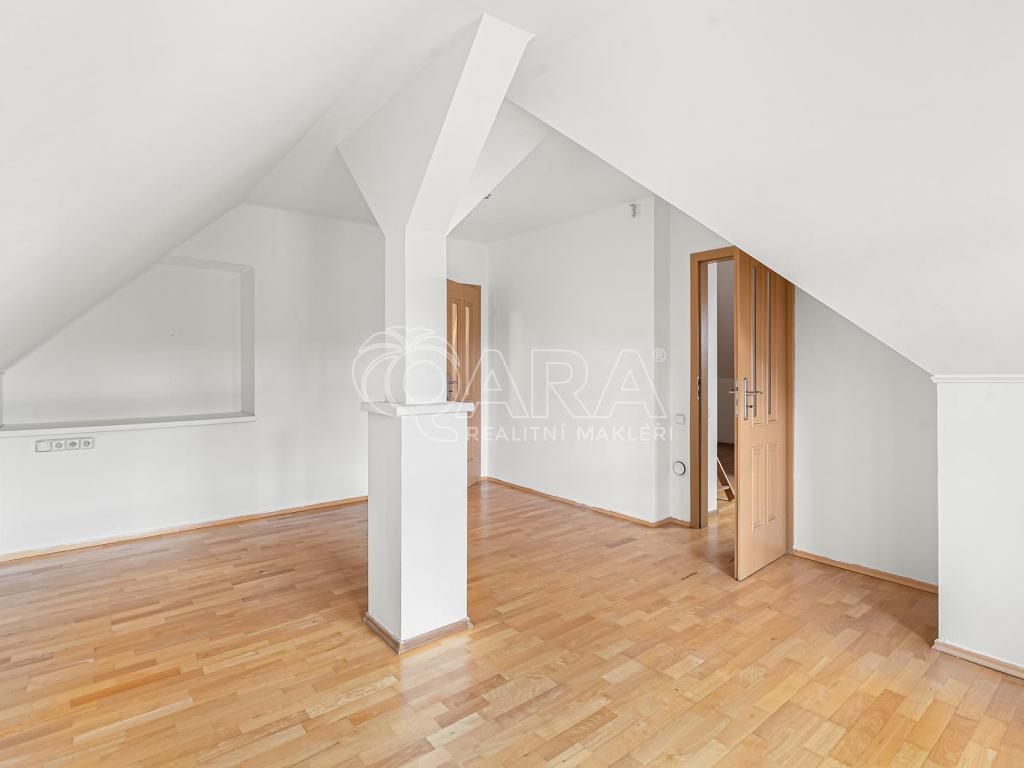 Prodej domu 343 m2