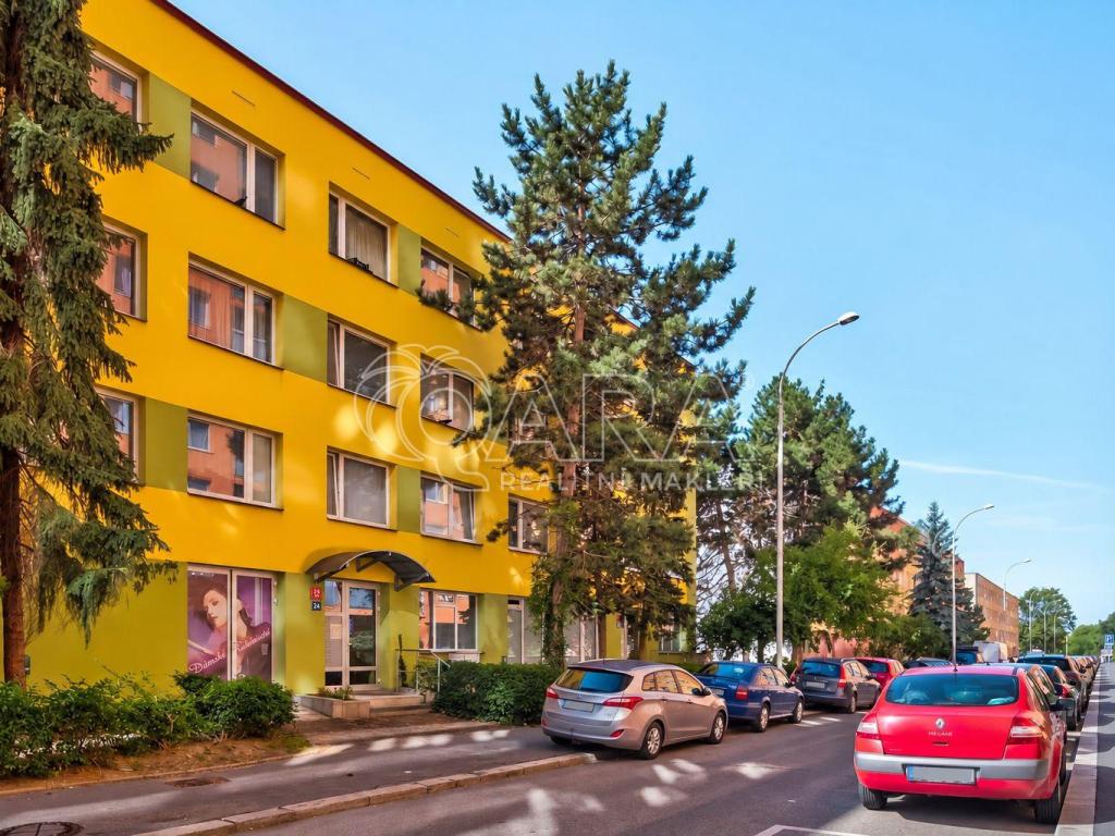 Prodej bytu 2+1 39 m2, Praha – náhled fotky 11