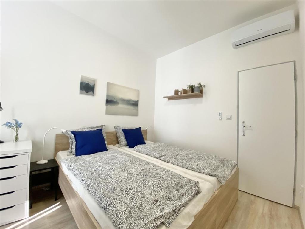 Pronájem bytu 1+kk 18 m2