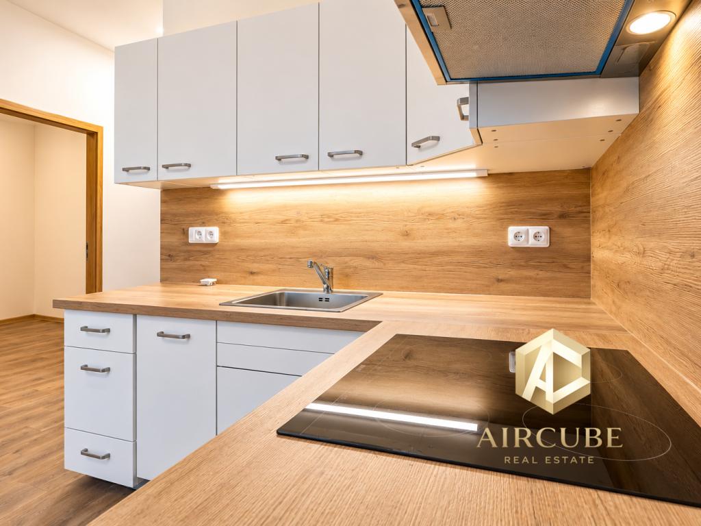 Pronájem bytu 2+kk 42 m2