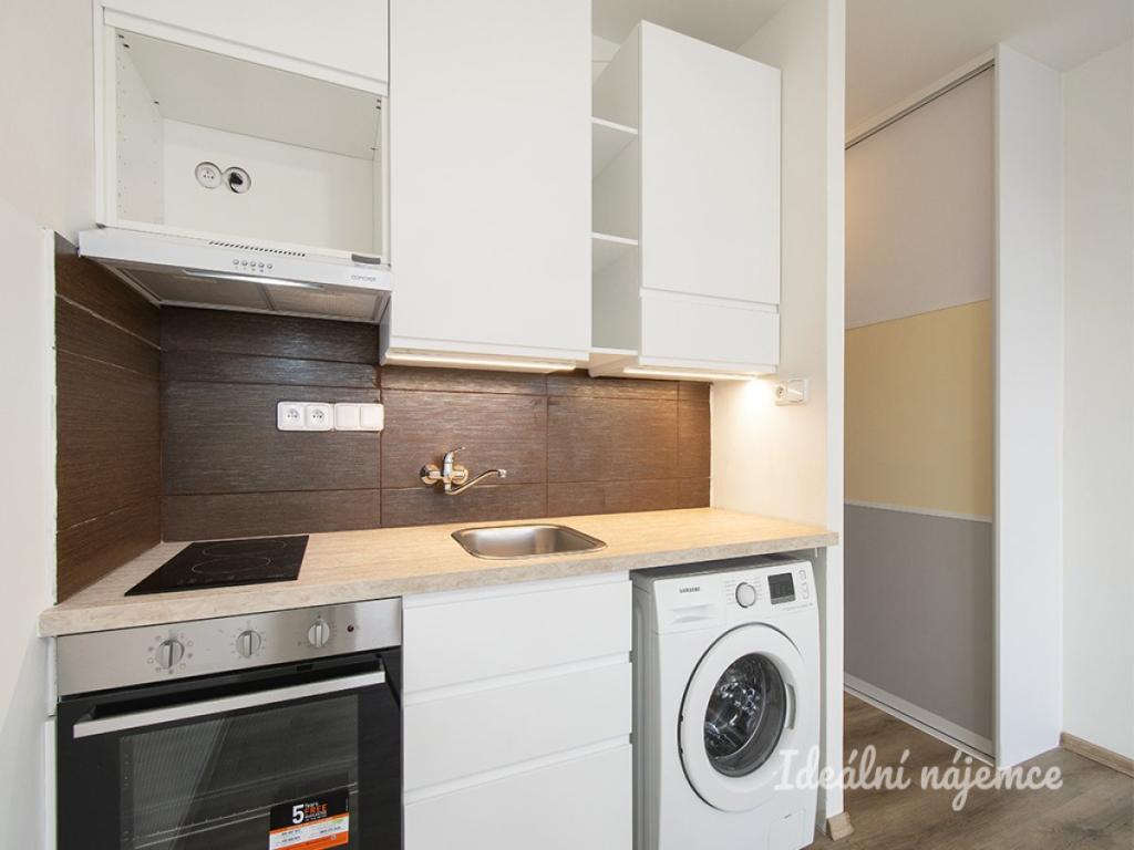 Pronájem bytu 1+kk 27 m2