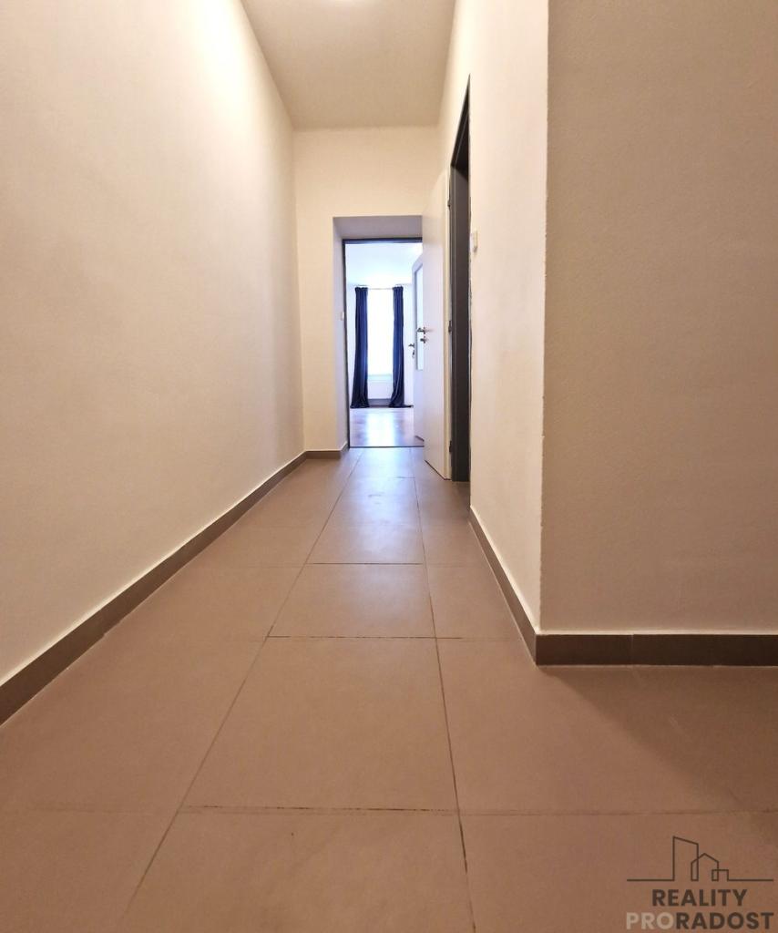 Pronájem bytu 1+kk 33 m2