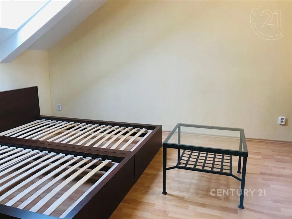 Pronájem bytu 2+kk 80 m2