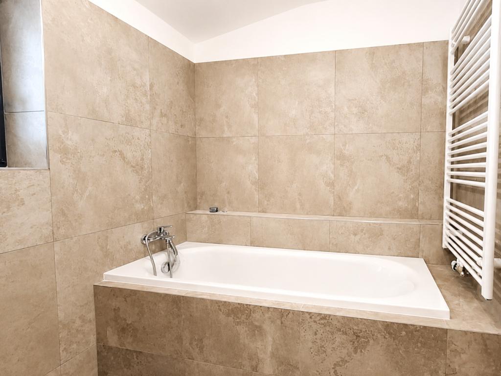 Prodej bytu 4+kk 84 m2, Jirny – náhled fotky 8