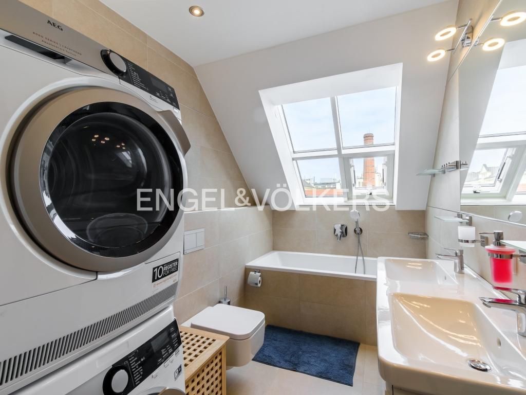 Pronájem bytu 4+kk 140 m2, Praha – náhled fotky 10