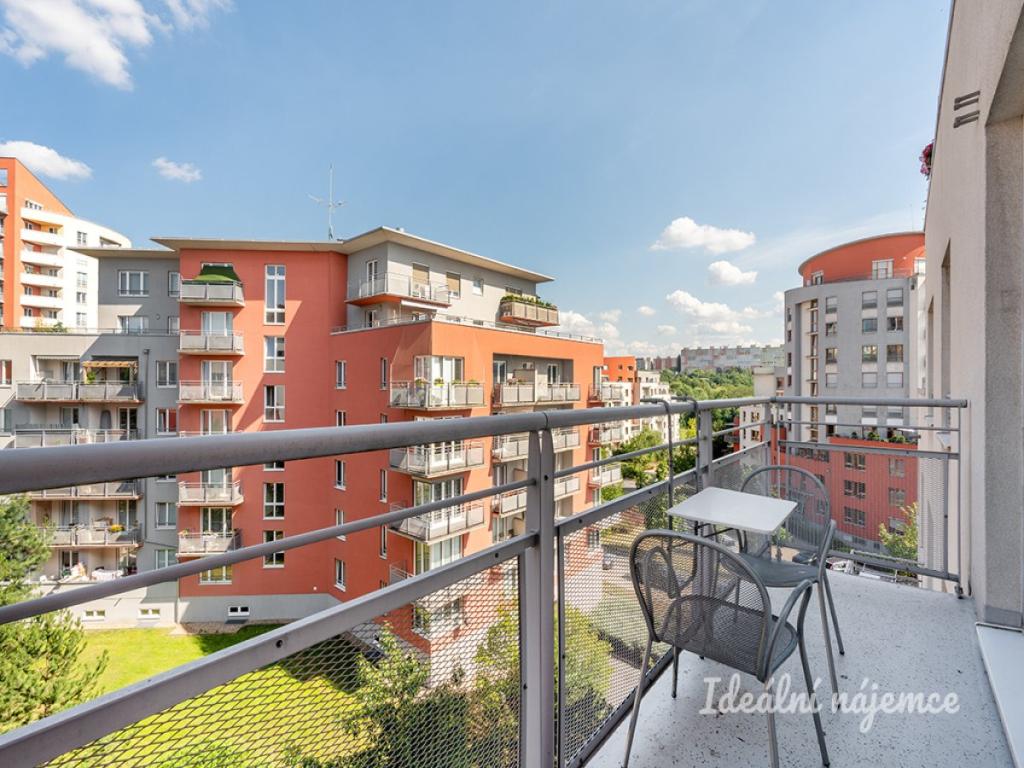 Pronájem bytu 2+kk 52 m2