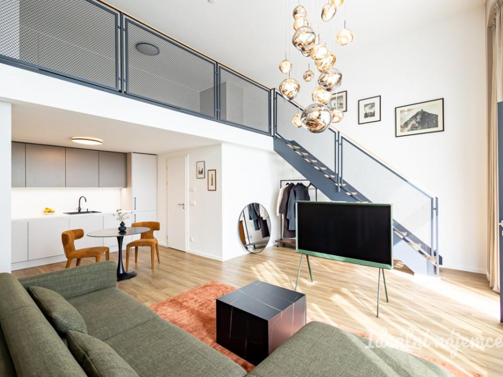 1-room apartment for rent · 43 m² · Praha — 1 315 €/mo