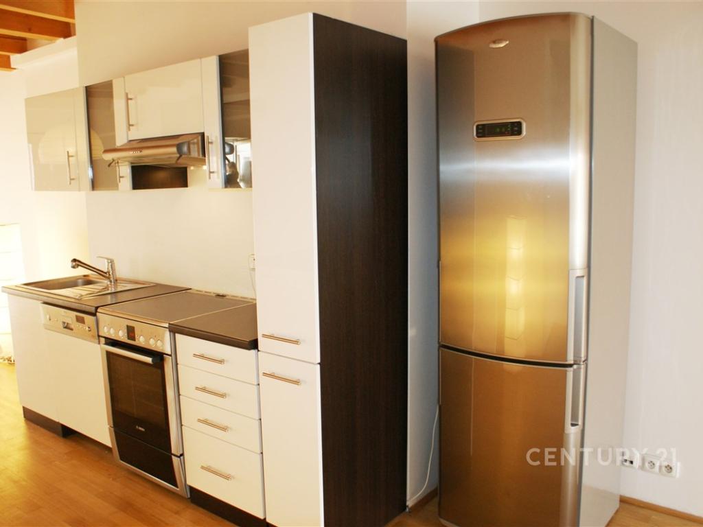 Pronájem bytu 2+kk 120 m2