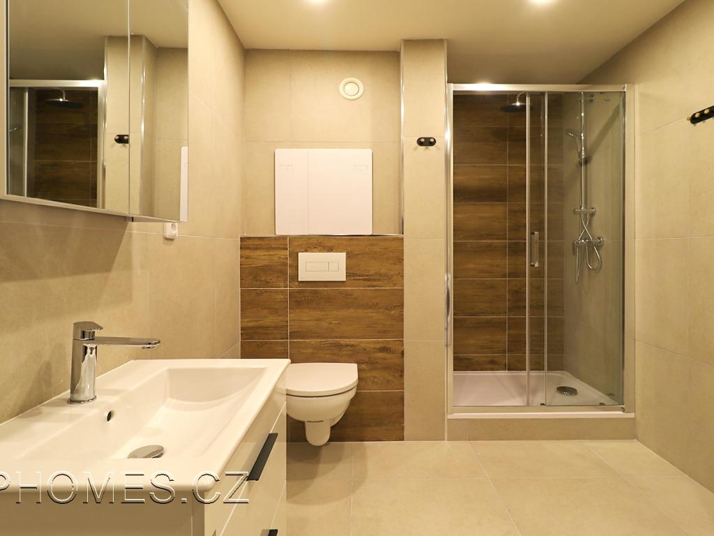 Pronájem bytu 2+kk 60 m2