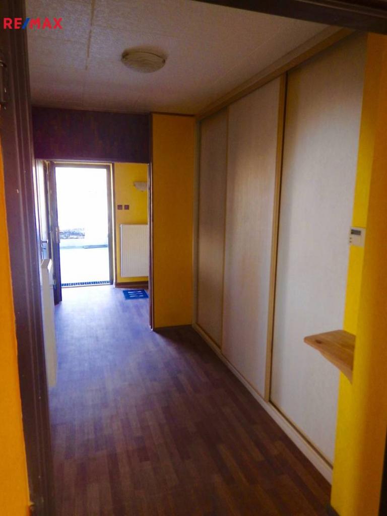 Pronájem bytu 6 a více 58 m2