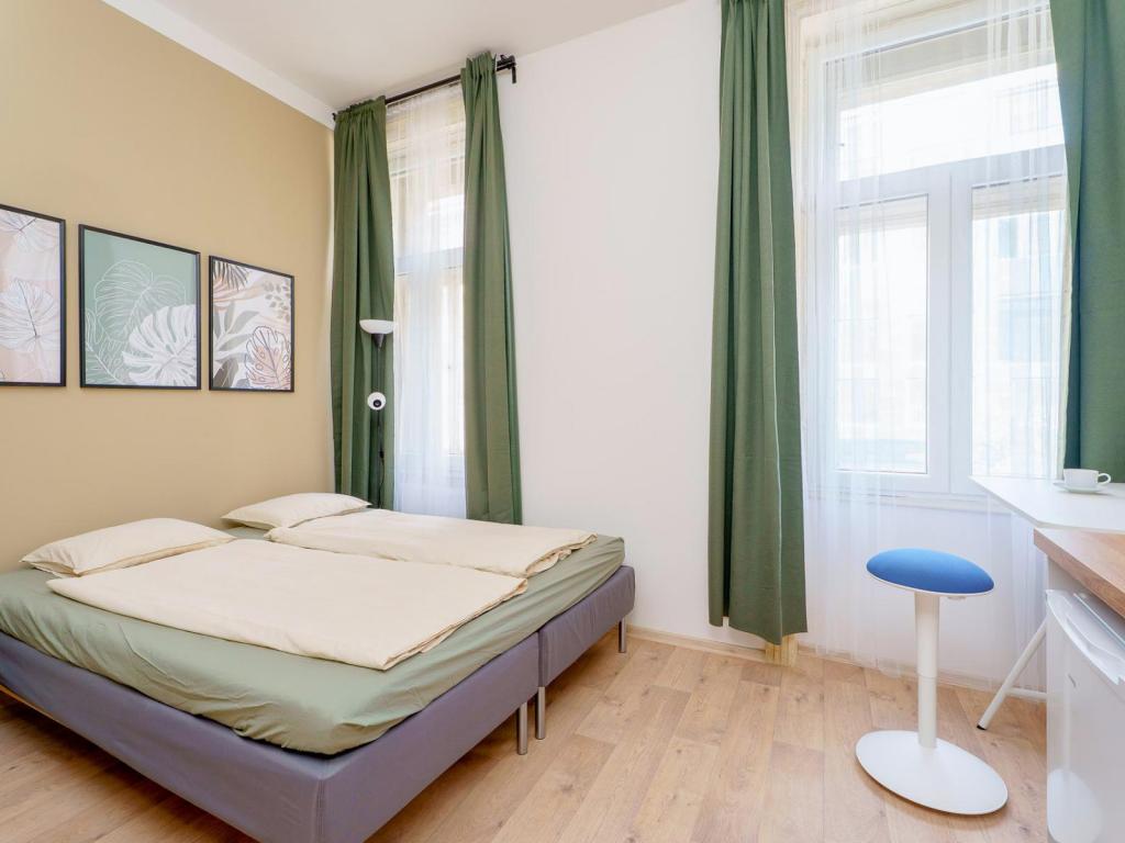 Pronájem bytu 1+kk 31 m2, Praha – náhled fotky 2