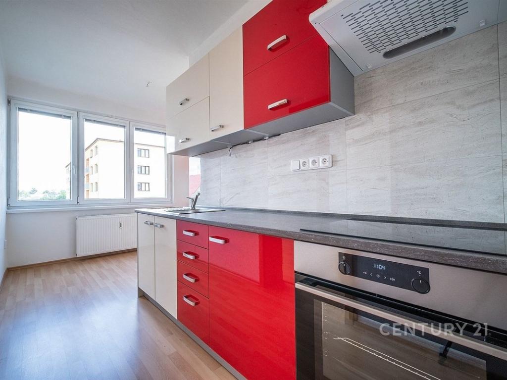 Pronájem bytu 2+1 56 m2