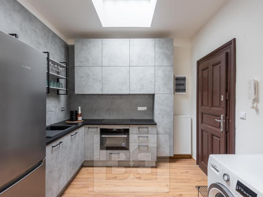 Pronájem bytu 2+kk 60 m2