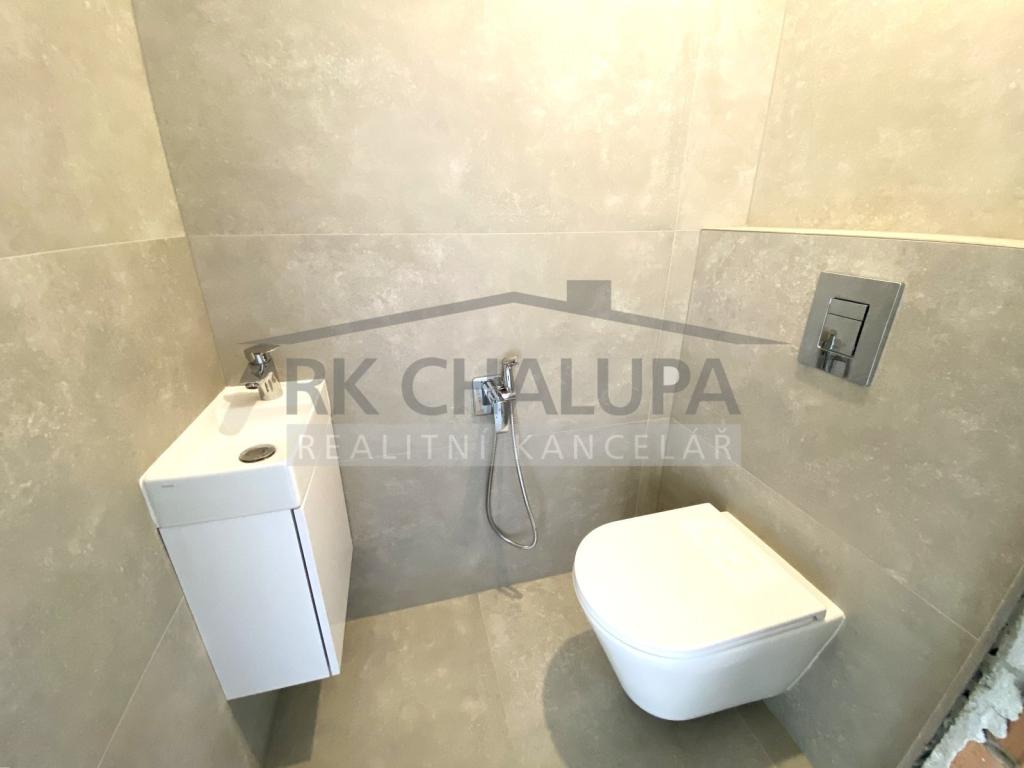 Prodej domu 104 m2, Hosín – náhled fotky 13