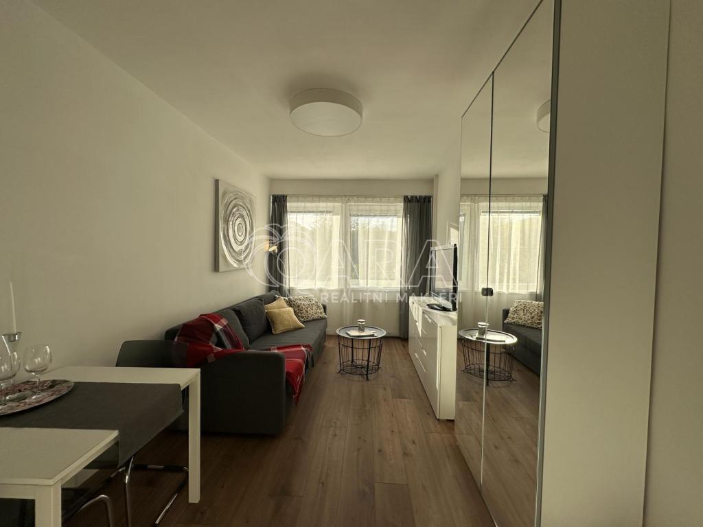 Pronájem bytu 1+kk 22 m2
