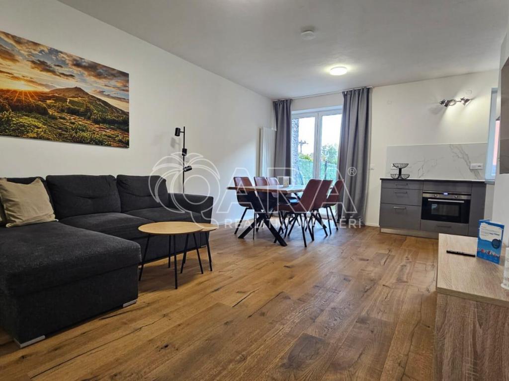 Pronájem bytu 3+kk 72 m2