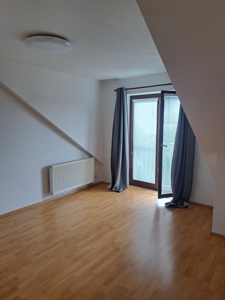 Pronájem domu 125 m2, Zeleneč – náhled fotky 7