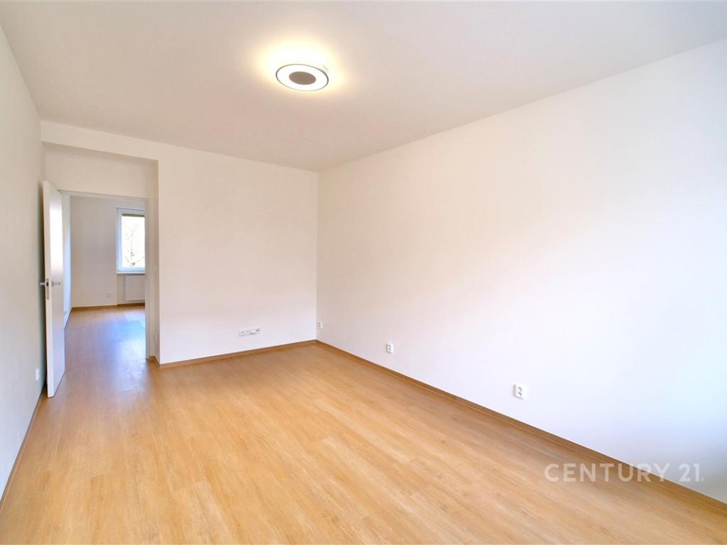 Pronájem bytu 2+kk 56 m2, Vsetín – náhled fotky 7