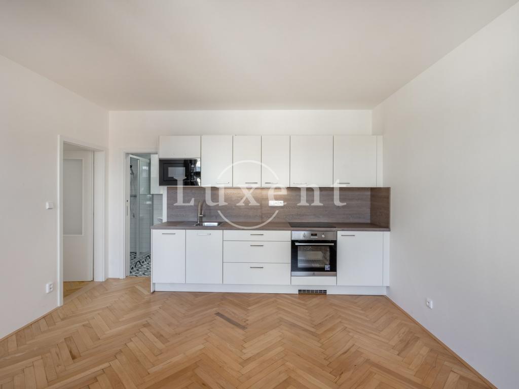 Pronájem bytu 2+kk 42 m2