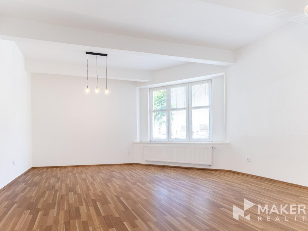 Pronájem bytu 1+1 56 m2