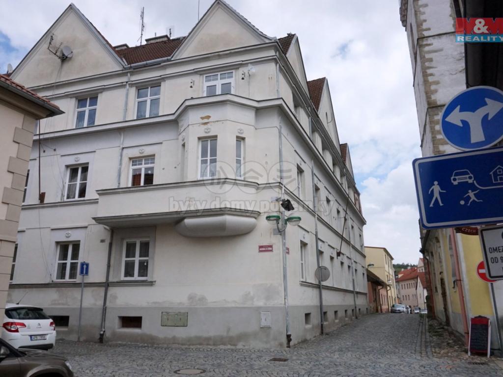 Pronajem bytu 1+1 60 m2