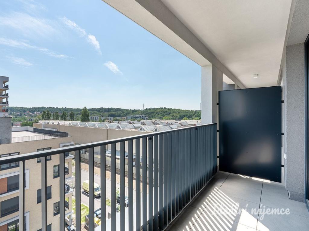 Pronájem bytu 1+kk 32 m2