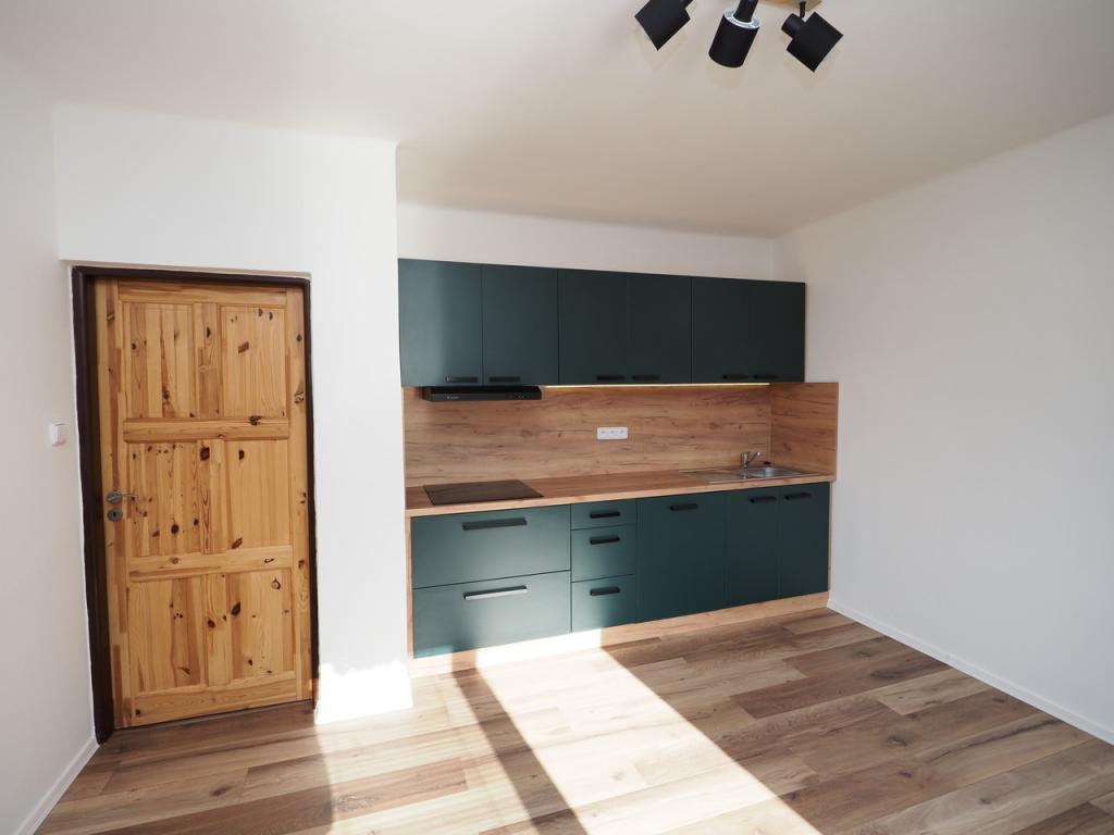 Pronájem bytu 2+1 65 m2