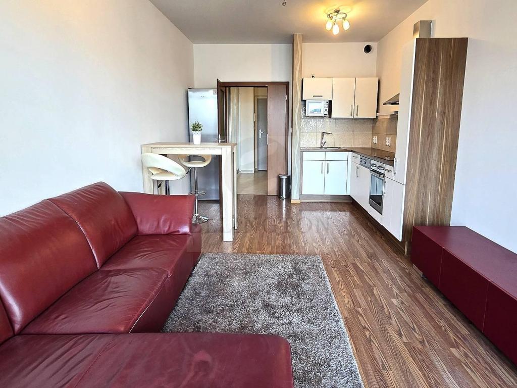 Pronájem bytu 2+kk 65 m2