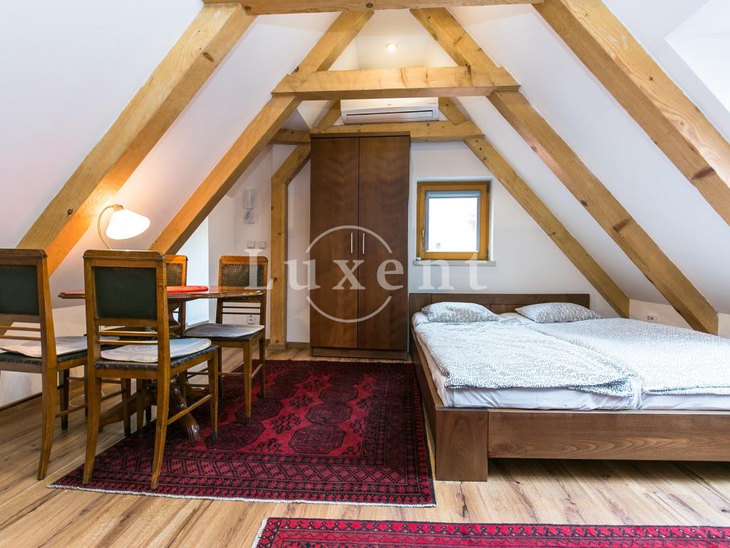 Pronájem bytu 1+kk 35 m2