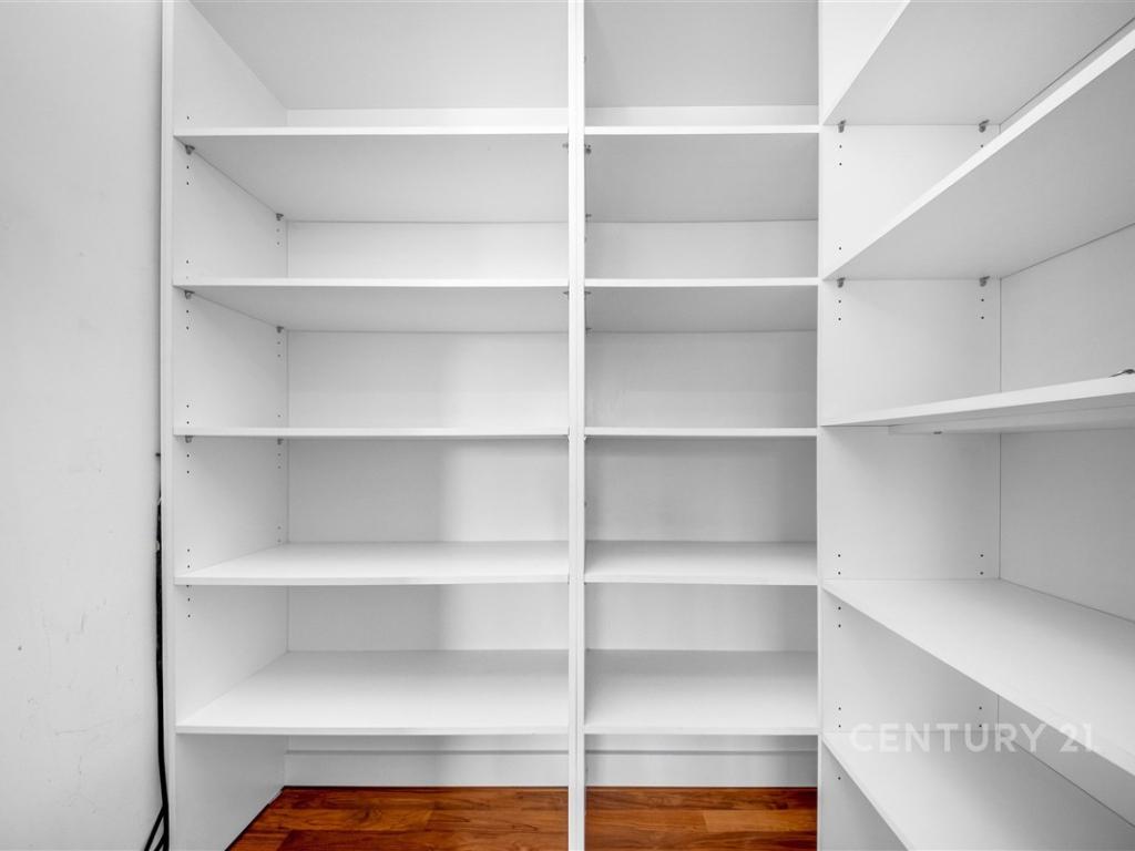 Pronájem bytu 2+kk 63 m² – další