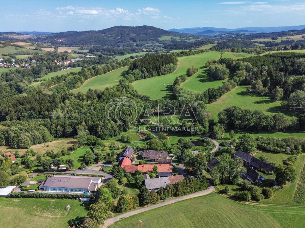 Prodej domu 450 m2, Velhartice – náhled fotky 31