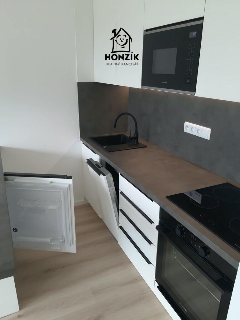 Pronájem bytu 2+kk 42 m2