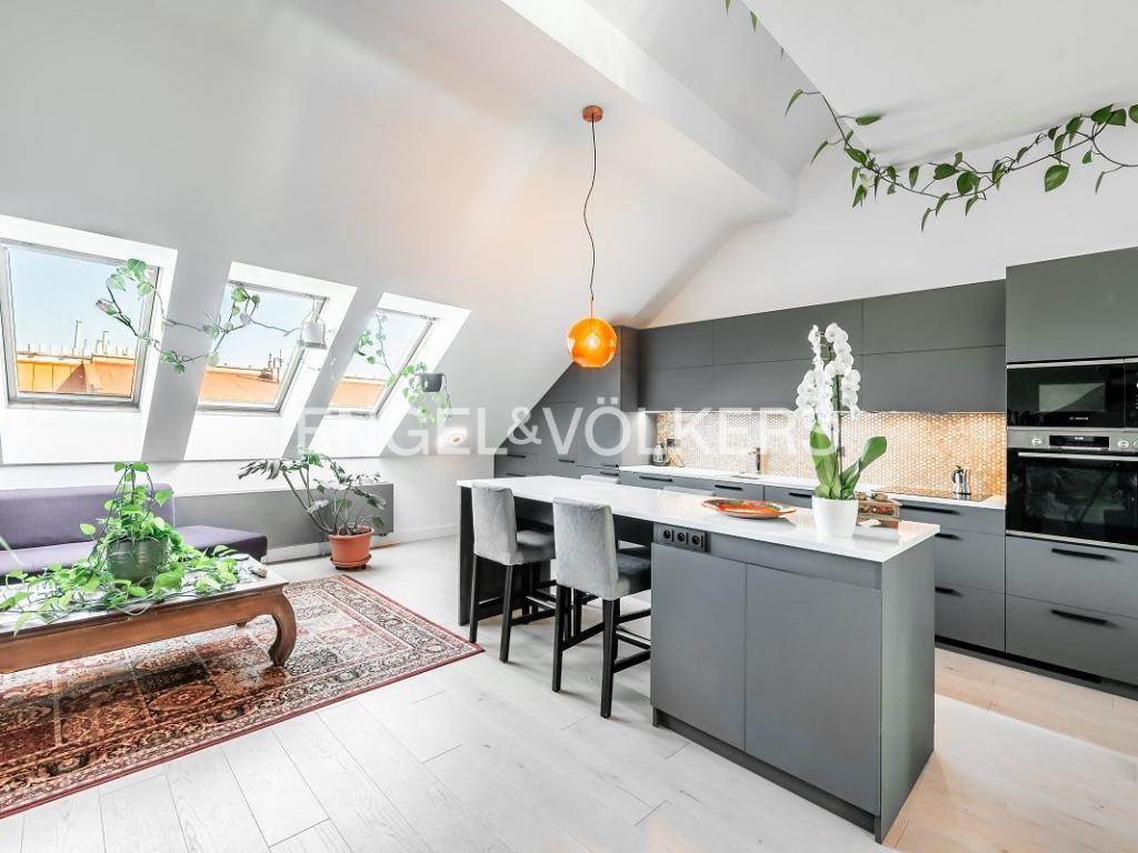 Pronájem bytu 4+kk 104 m2