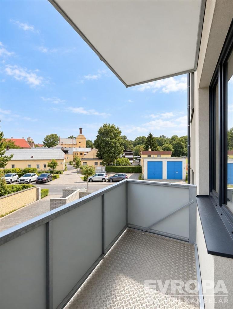 Pronájem bytu 1+kk 32 m2, Břeclav – náhled fotky 10